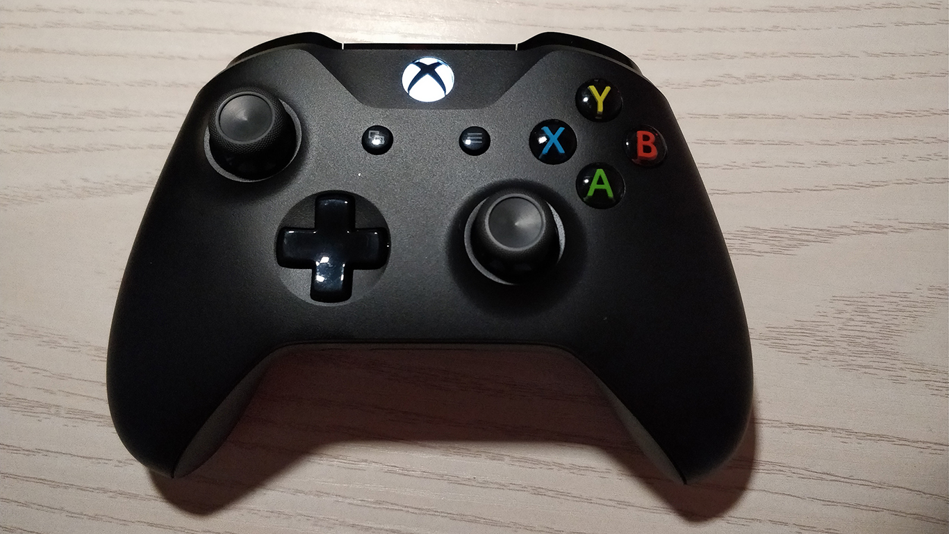 Xbox One S controller